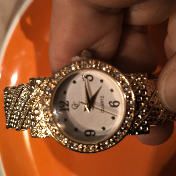 New without tags ladies watch - Picture 2 of 6